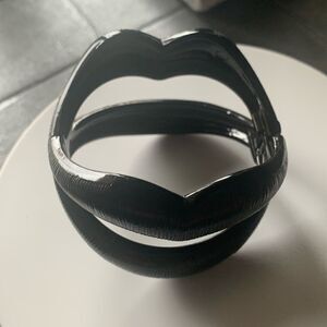 Vintage Kiss lips Statement Bracelet, in Black, Unmarked